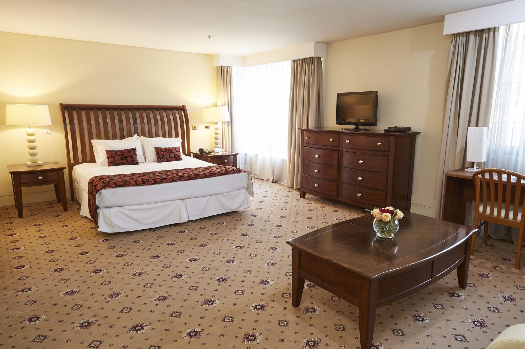 Hotel Torremayor Lyon Santiago Ngoại thất bức ảnh