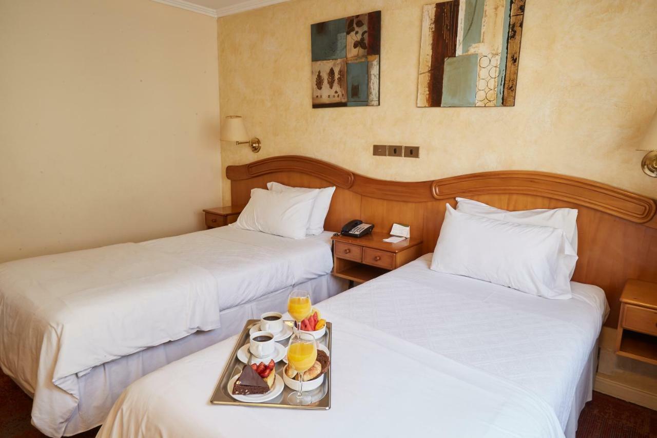 Hotel Torremayor Lyon Santiago Ngoại thất bức ảnh